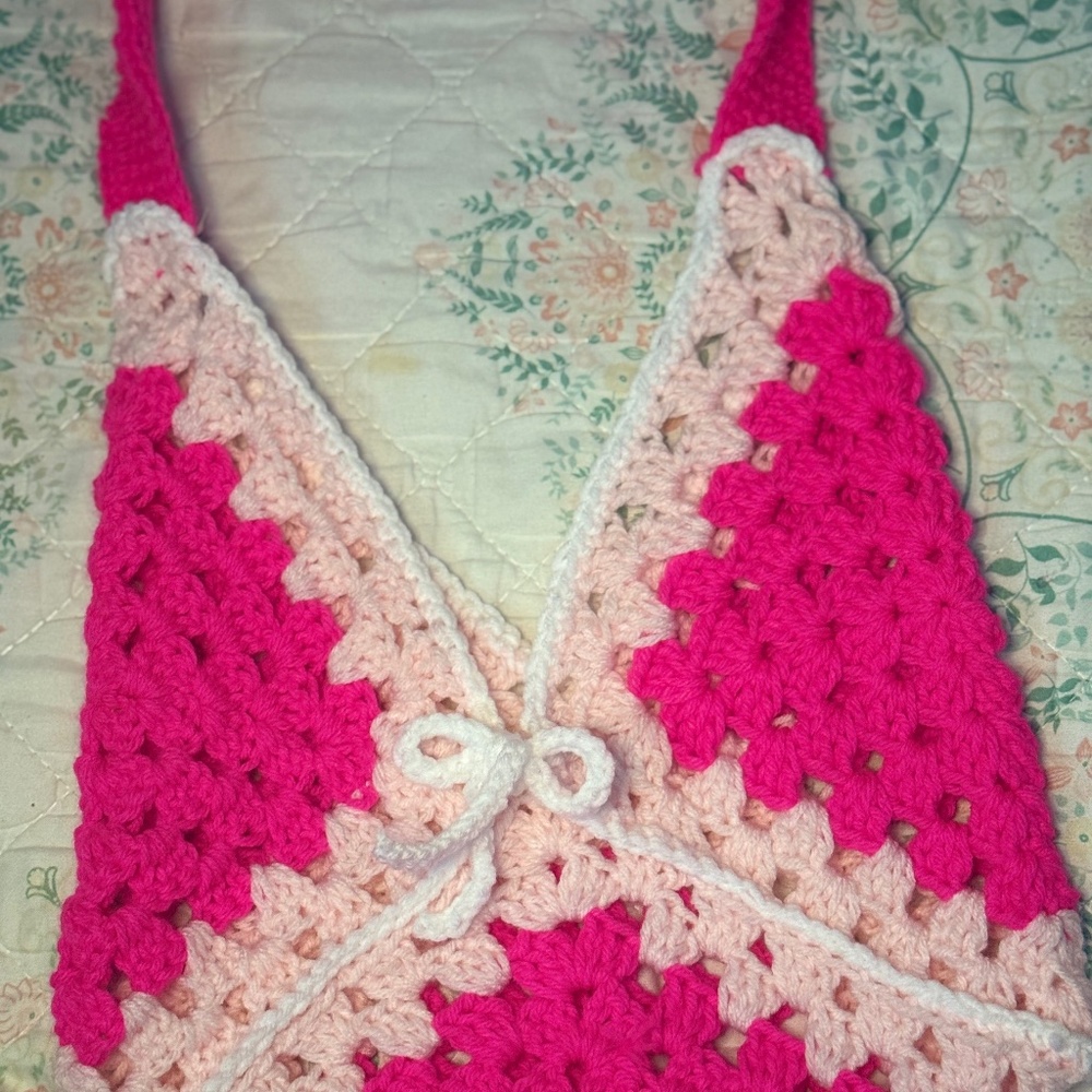 Crochet tote bag